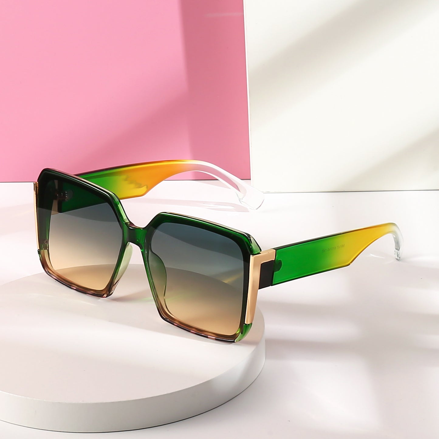 Retro Boxed Sunglasses