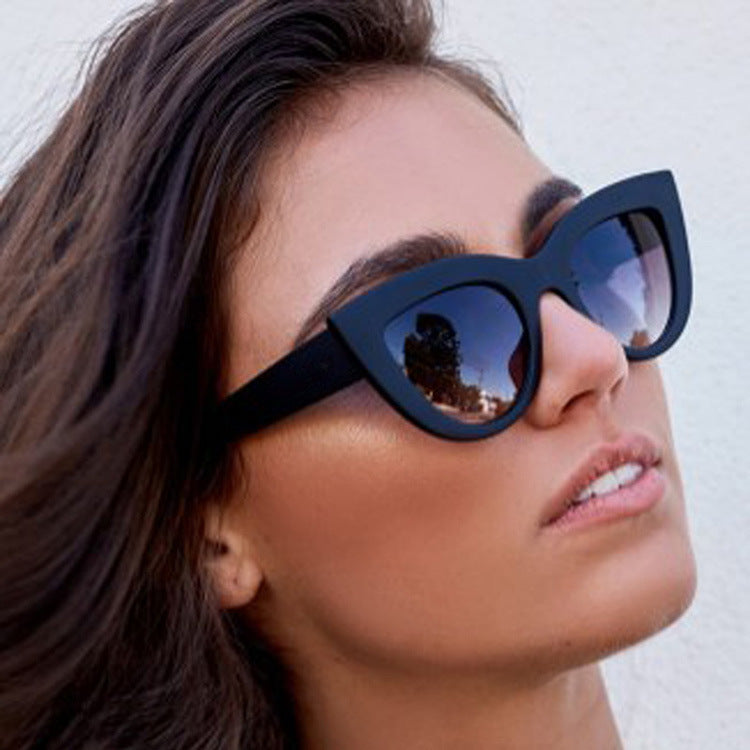 Trendy Fashion Sunglasses