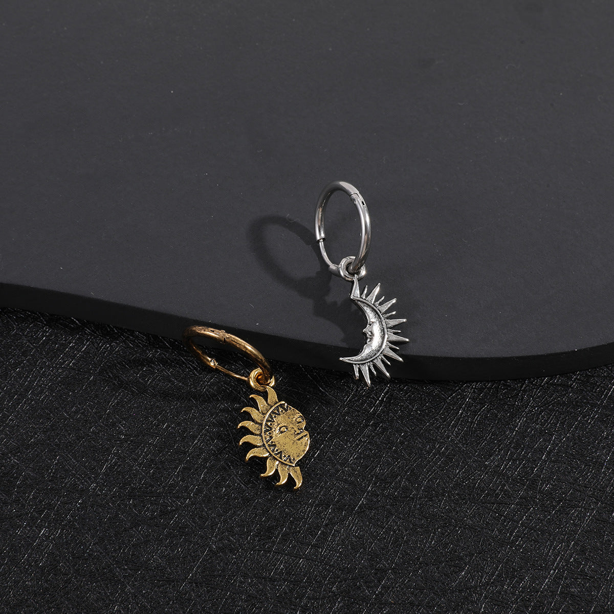 Sun And Moon Titanium Steel Couple's Necklace / Earings