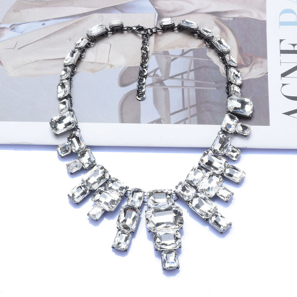 Luxurious Big Gem Necklace