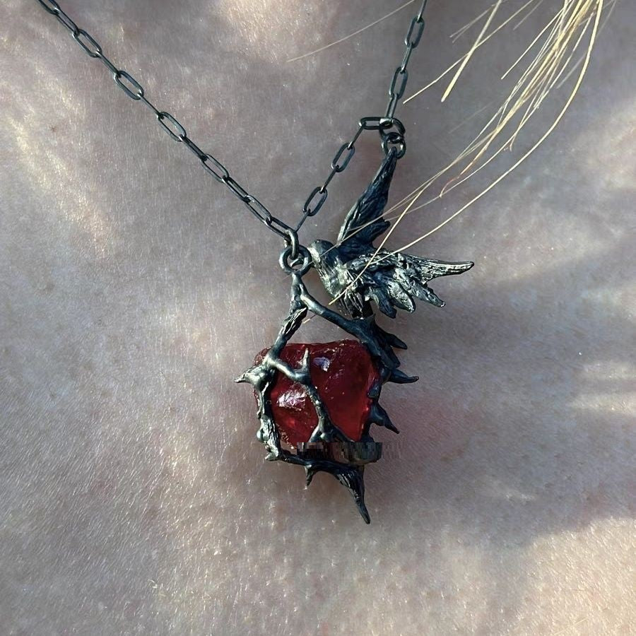 Trendy Punk Crow All-in-one Distressed Necklace