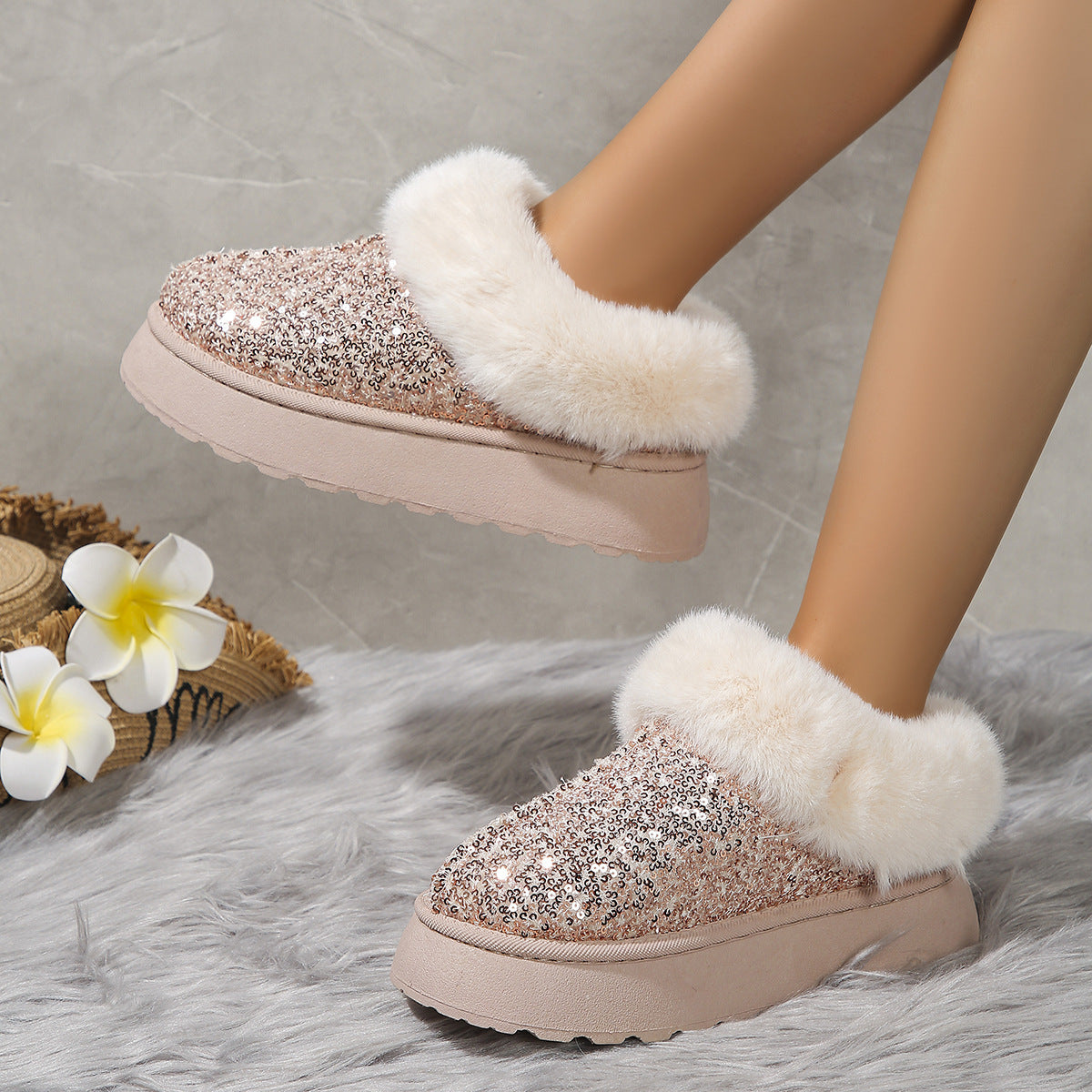 Fashion Sequined Thick-soled Plush Slippers