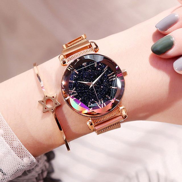 Stary casual watch