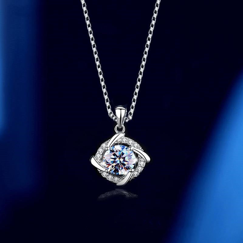 Zircon Clover Necklace