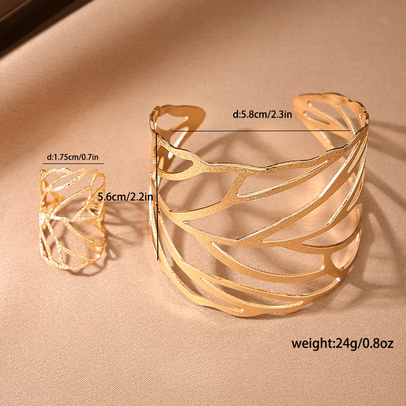 Hollow Leaves Bracelet and Ring Suit
